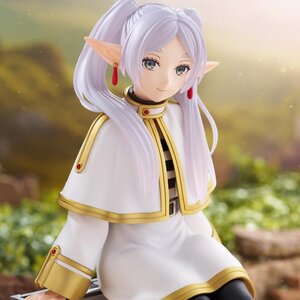 Desktop Cute Figure Frieren: Beyond Journey's End Frieren: Trunk Case Ver. (Re-run) [Pre-order]