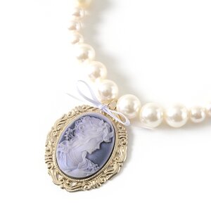 E Hyphen World Gallery BonBon Cameo Necklace Lavender