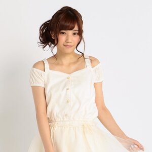 LIZ LISA Tartan Check Puff Top White