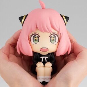 Look Up Series Spy x Family Anya Forger: Special Ver. w/ Bonus Cushion