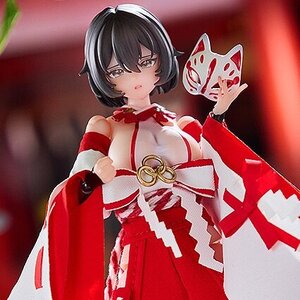 Combat Priestess Kikyou Uefuji 1/12 Articulated Figure [Pre-order]