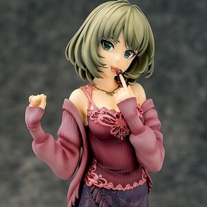 The Idolm@ster Cinderella Girls Kaede Takagaki: Sweet Princess Ver. 1/8 Scale Figure