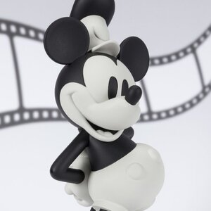 Figuarts Zero Mickey Mouse 1928 Steamboat Willie Ver.