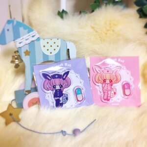 Rabbit Nurse Brooch Set Pink