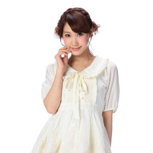 LIZ LISA Embroidered Top White