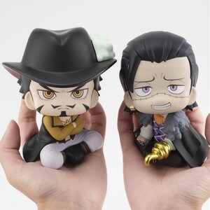 Look Up Series One Piece Dracule Mihawk & Crocodile Set w/ Bonus