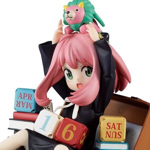 Ichibansho Figure Spy x Family Anya Forger with Block Calendar (Mission Start! Ver. 1.5)