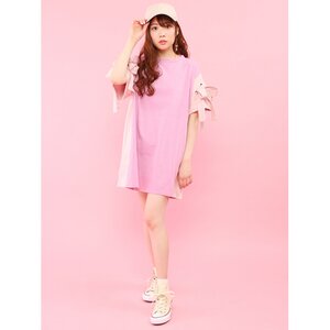 Honey Salon Shoulder Slit T-Shirt Dress Pink