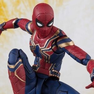 S.H.Figuarts Avengers: Infinity War Iron Spider w/ Tamashii Stage