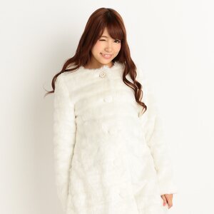 LIZ LISA Jeweled Faux Fur Coat White