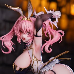 Ulrich Illustration Alice: Deluxe Edition 1/6 Scale Figure [Pre-order]