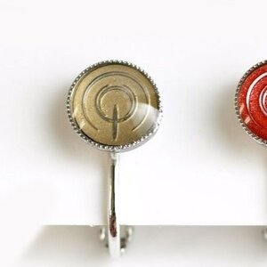 Koubutsu-ya Crystal Dome Earrings: Fate/Zero Archer