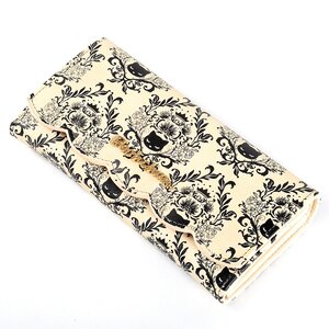 Pattern Pooh-chan Long Wallet Ivory