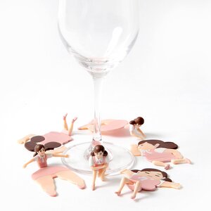 Sokoko in the Bottom Peach