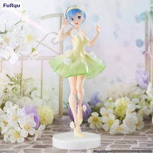 Trio-Try-iT Figure Re:Zero -Starting Life in Another World- Rem: Flower Dress Ver.