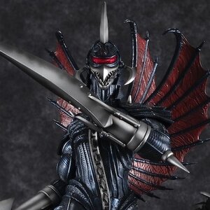 Hyper Solid Series Gigan Non-Scale Figure