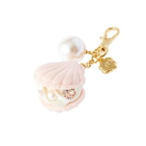 Q-pot. Shell Macaron Bag Charm Light Pink