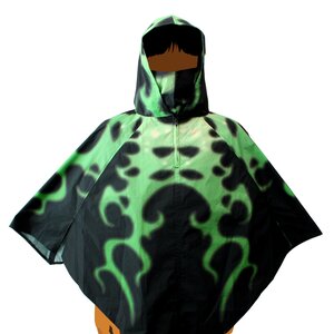 Monster Hunter: World Bandit Mantle Poncho