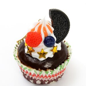 Zeitaku Sweets Deco Cupcake Big Keychain Cream & Chocolate Cake