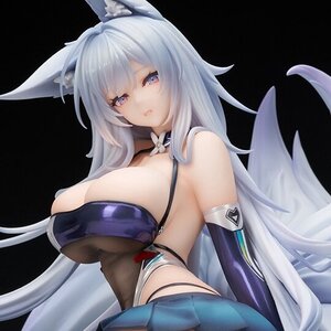 Azur Lane Shinano: Moonlit Chrome Ver. 1/7 Scale Figure [Pre-order]