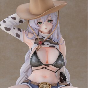 Azur Lane Fargo: Innocent Hot Wave Ver. 1/6 Scale Figure [Pre-order]