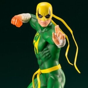 ArtFX+ The Defenders Iron Fist
