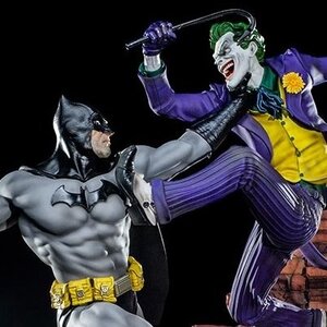 DC Comics by Ivan Reis Batman vs Joker Battle Diorama 1/6 Scale Figure [Pre-order]