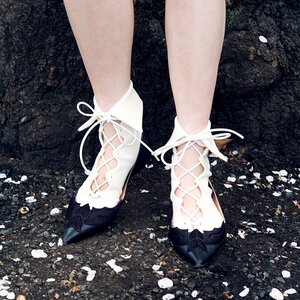 ERIMAKI SOX Lace-Up Short Socks White