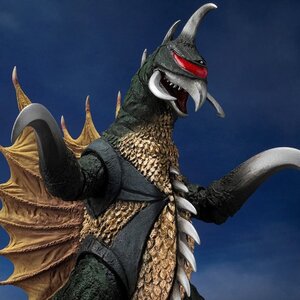 S.H.MonsterArts Earth Destruction Directive: Godzilla vs. Gigan (1972) Gigan