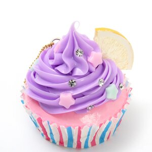Zeitaku Sweets Deco Cupcake Big Keychain Blueberry Cream & Lemon