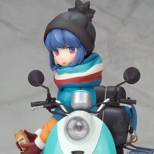 Laid-Back Camp Rin Shima w/ Scooter 1/10 Scale Figure (Re-run) [Pre-order]
