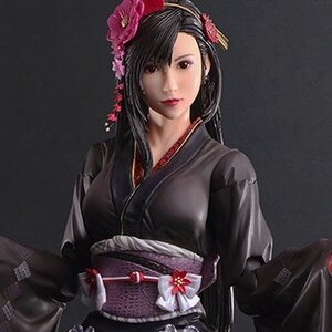 Play Arts Kai Final Fantasy VII Remake Tifa Lockhart: Exotic Dress Ver.