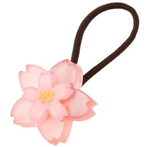 Q-pot. Sakura Yokan Hair Band