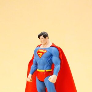 ArtFX+ DC Universe Superman Classic Costume Statue