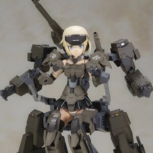 Frame Arms Girl Gourai-Kai w/ Exosuit Gourai