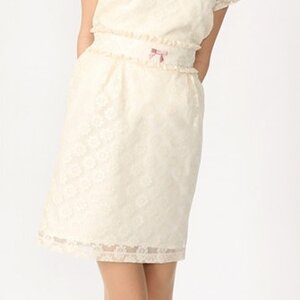 Ank Rouge Lace Tight Skirt Cream