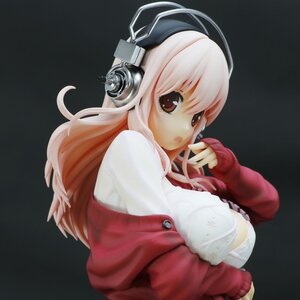 Super Sonico: See-Through When Wet Photo Shoot Winter Co-de Ver. 1/6 Scale Figure