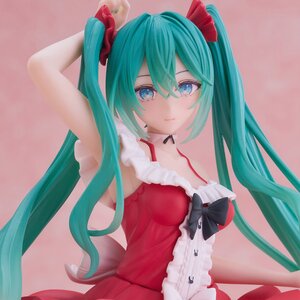 Hatsune Miku Fashion Lolita Ver. Non-Scale Figure