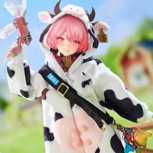Dairy Cow Momo 1/8 Scale Action Figure [Pre-order]