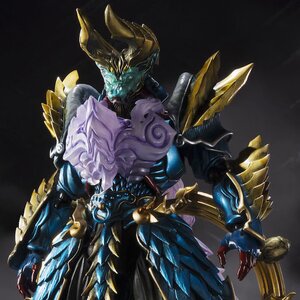 S.H.Figuarts Monster Hunter Evil God Awakening Zinogre