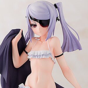 Laura Bodewig: Swimsuit Style | Infinite Stratos