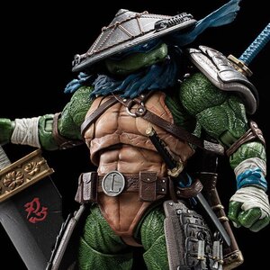Teenage Mutant Ninja Turtles Leonardo: Deluxe Edition Action Figure [Pre-order]