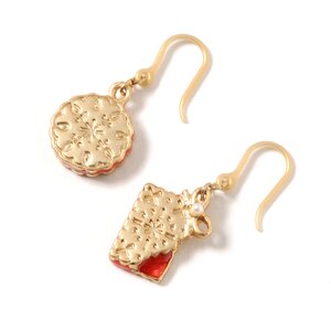 Tasty Earrings 2 Cookies