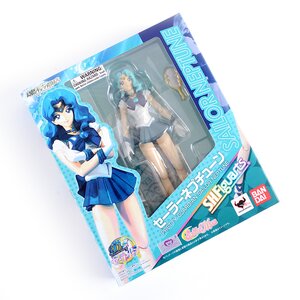 S.H.Figuarts Sailor Moon Sailor Neptune