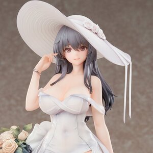 Azur Lane Charybdis: Brilliant Belle Ver. 1/7 Scale Figure