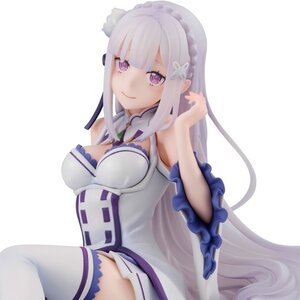 Melty Princess Re:Zero -Starting Life in Another World- Palm Size Emilia (Re-run) [Pre-order]