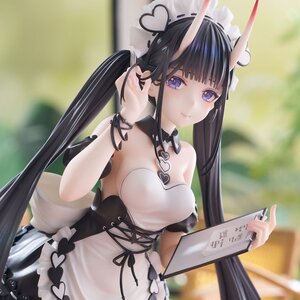 Azur Lane Noshiro: Hold the Ice Ver. AmiAmi Limited Edition 1/7 Scale Figure