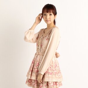LIZ LISA Flower Check Pattern Long-Sleeve Top White