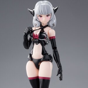 Endless Night Series Vampire Carmilla: Deluxe Edition 1/12 Scale Plastic Model Kit