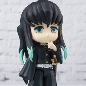 Figuarts Mini Demon Slayer: Kimetsu no Yaiba Muichiro Tokito